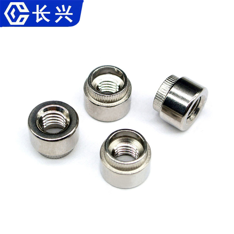 漲鉚螺母開孔標準和使用